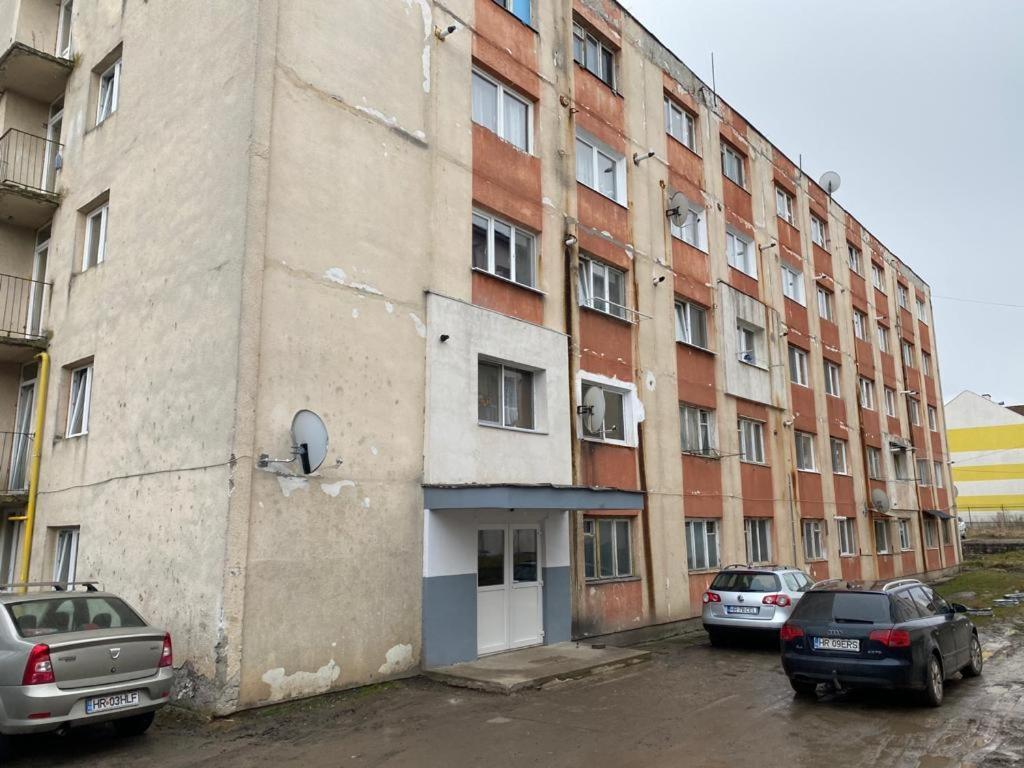 Hidden Apartment Miercurea Ciuc Exterior foto
